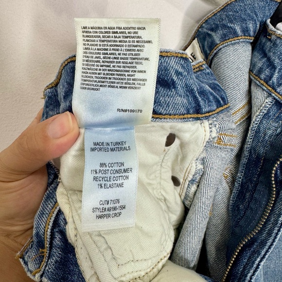 Agolde ‘Harper’ Cropped Jeans in Moor - Picture 11 of 11